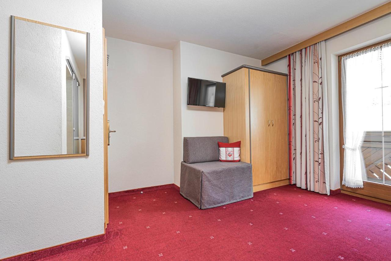 Garni Vierjahreszeiten Sölden Buitenkant foto