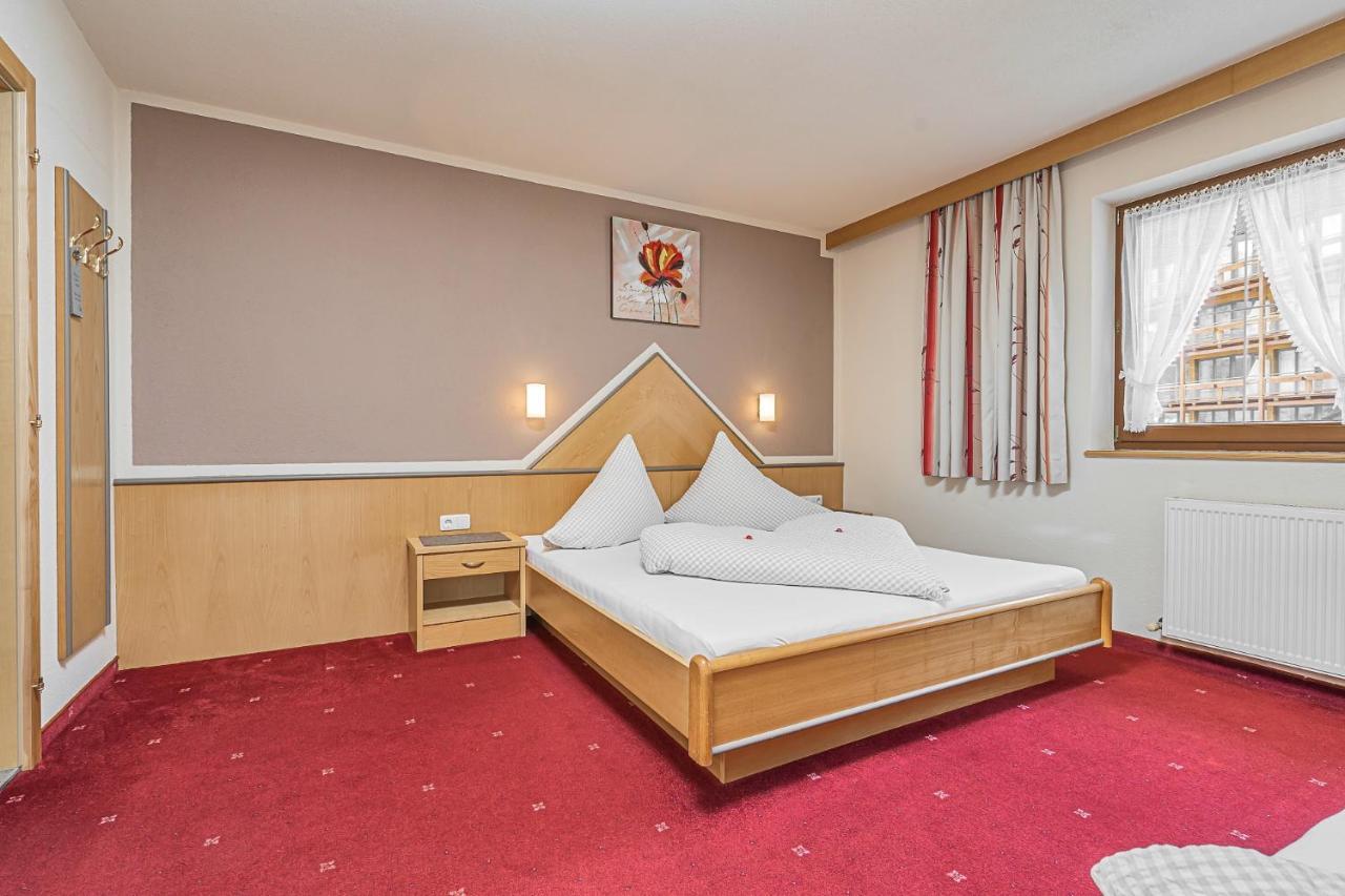 Garni Vierjahreszeiten Sölden Buitenkant foto