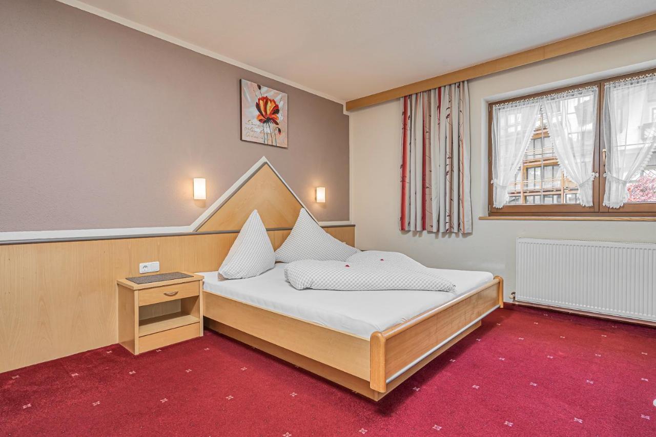 Garni Vierjahreszeiten Sölden Buitenkant foto